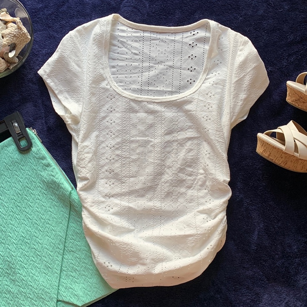 NWOT SHEIN White Top - Picture 4 of 4